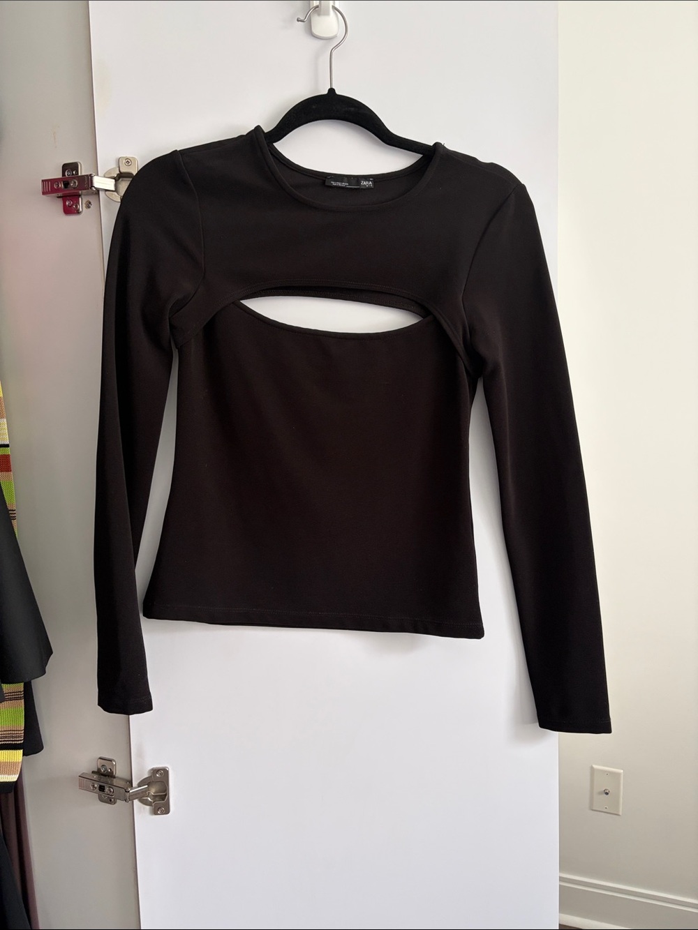 Zara Black Long-Sleeve Front Cutout Tee